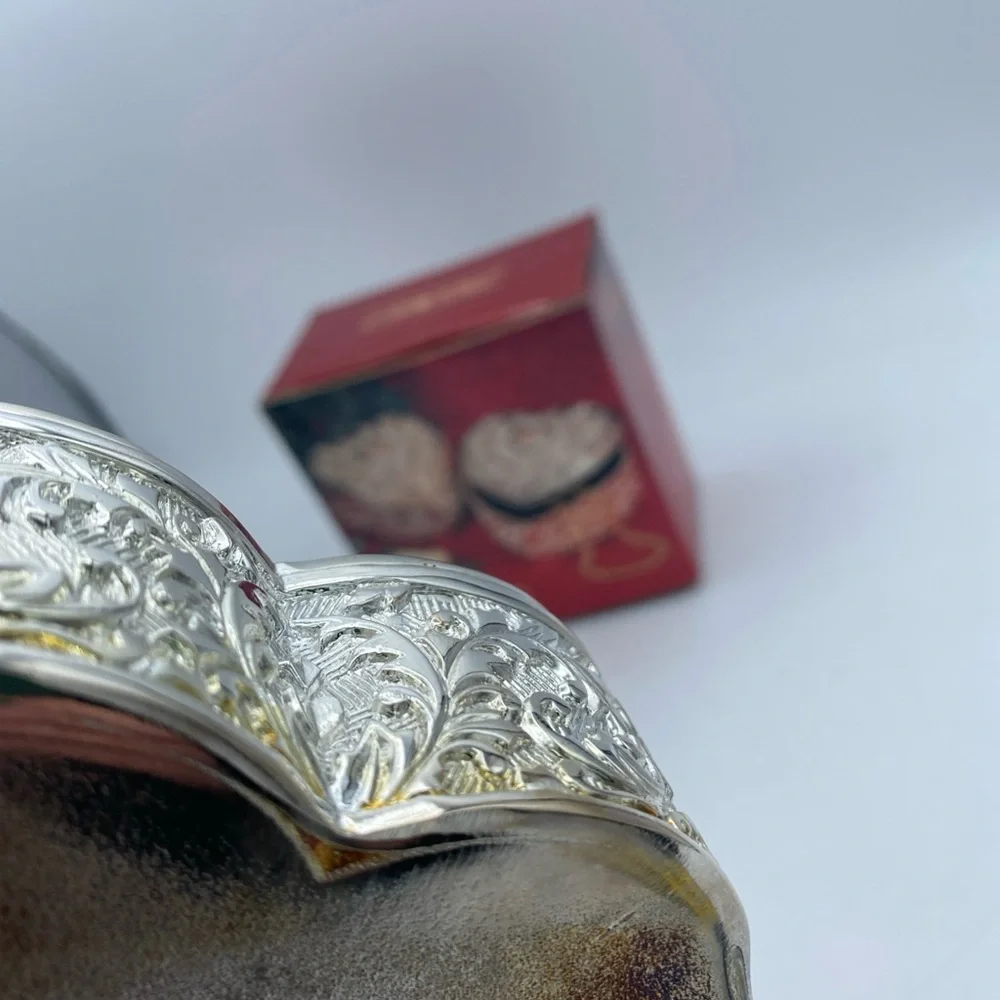 VTG Lord & Taylor Silverplate Ornate Heart Shaped jewelry Trinket Box 4x2”